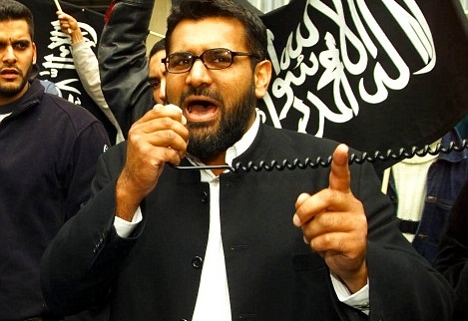 Imam Anjen Choudary wants to force Islamic sharia on the USA
