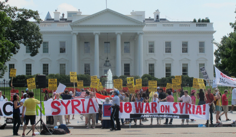 Anti-War demonstration in front of White House not covered by CNN or Fox